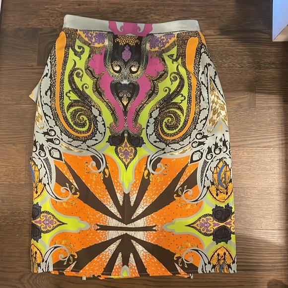 Etro Vibrant Multicolor Patterned Silk Skirt size 42 - Picture 2 of 10